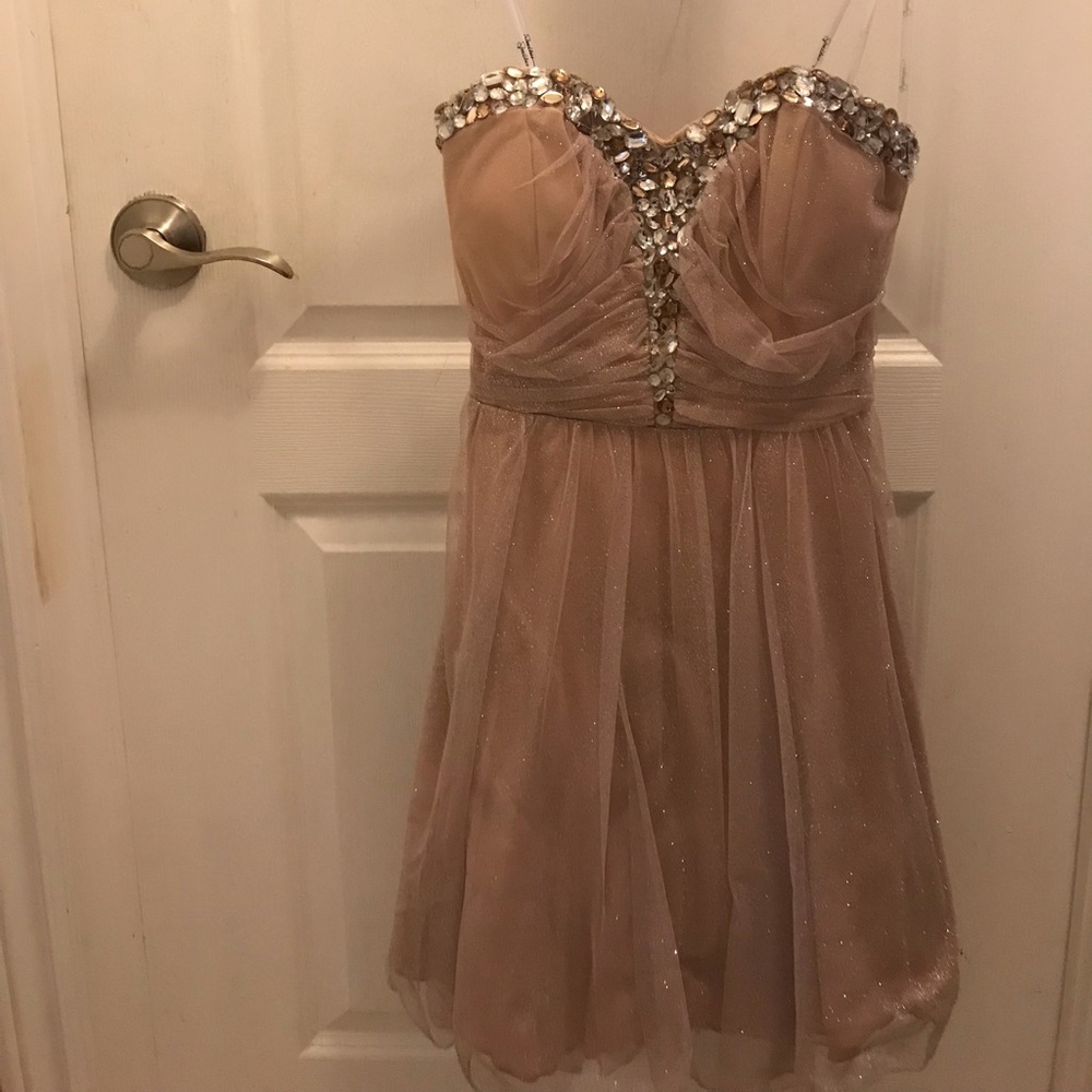 prom/ grad dress
